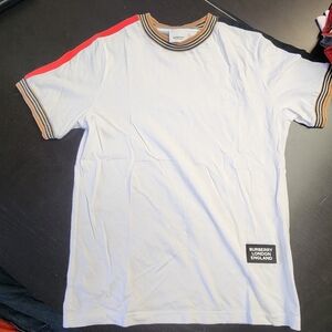 Burberry White Short-Sleeve Tee with Red Shoulder Stripe Size 12/14